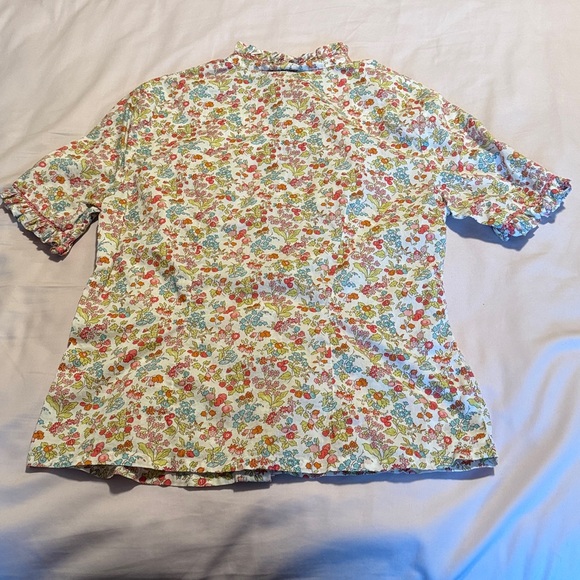 Floral Ruffle Blouse - Picture 3 of 3